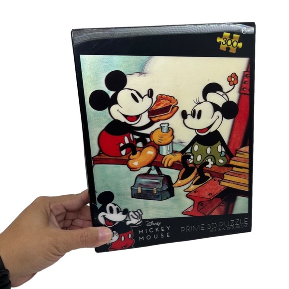 Disney Mickey Minnie Lunch 3D Puzzle - Picture 2 of 4